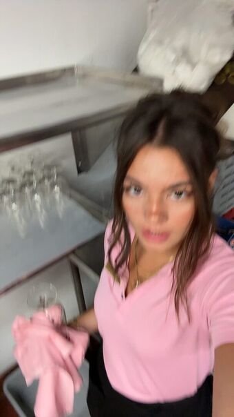 Daylongnaps Nakenläckor OnlyFans Foto 13
