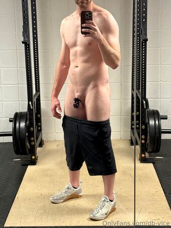 db-vice Nakenläckor OnlyFans Foto 29