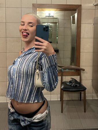 Deeeedeesmind Nakenläckor OnlyFans Foto 5