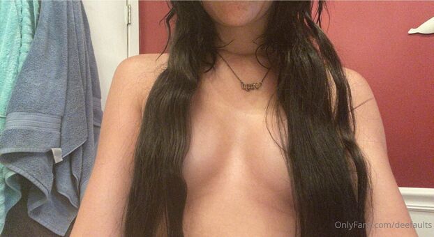 deefaults Nakenläckor OnlyFans Foto 4