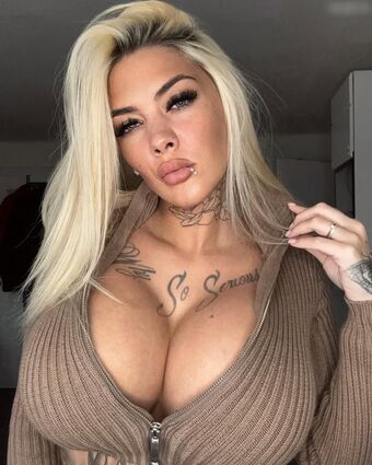 Deminecka Nakenläckor OnlyFans Foto 42