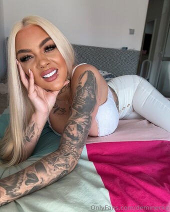 Deminecka Nakenläckor OnlyFans Foto 52