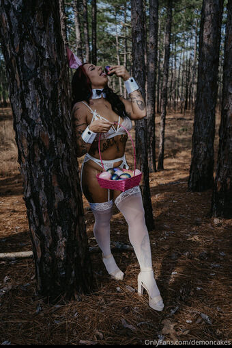 Demoncakes Nakenläckor OnlyFans Foto 37