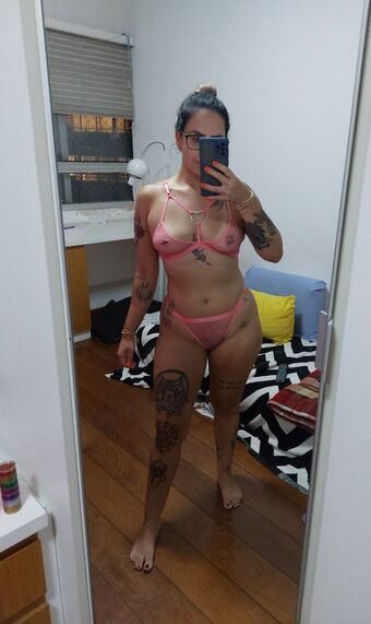 Demonica Nakenläckor OnlyFans Foto 12