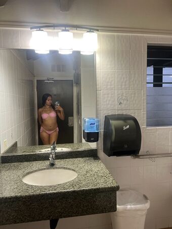 Destoosmiiley Nakenläckor OnlyFans Foto 10