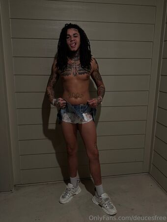 deucesfree Nakenläckor OnlyFans Foto 7