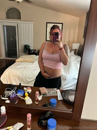 devikurr Nakenläckor OnlyFans Foto 24