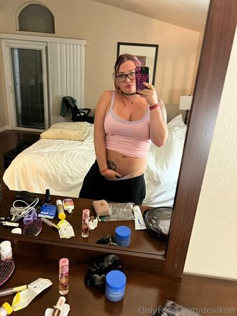 devikurr Nakenläckor OnlyFans Foto 26