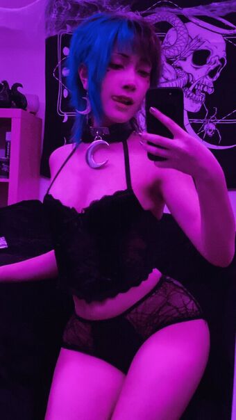 _devil_d0ll Nakenläckor OnlyFans Foto 11