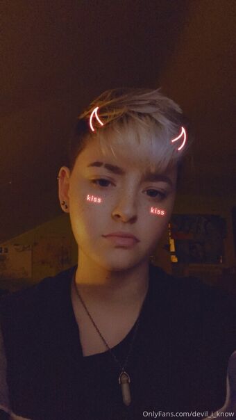 devil_i_know Nakenläckor OnlyFans Foto 2