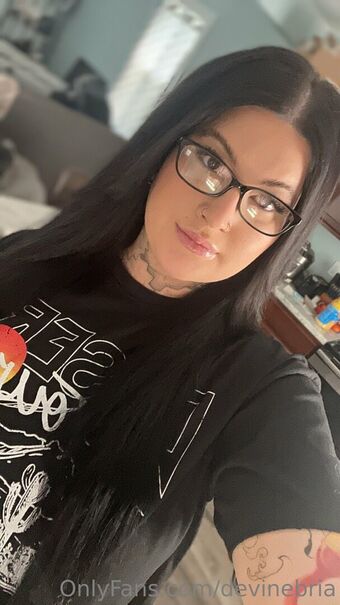 Devinebria Nakenläckor OnlyFans Foto 43