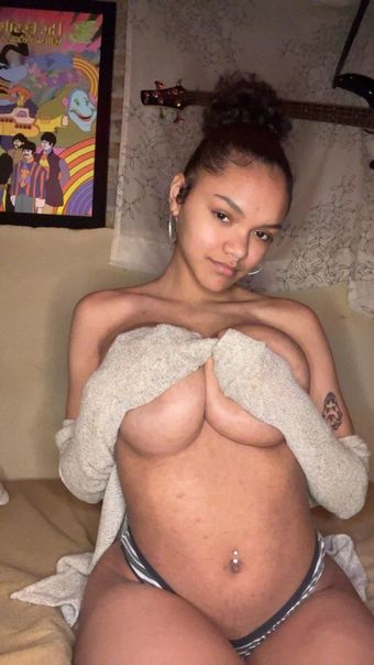 Diamondsharee Nakenläckor OnlyFans Foto 3