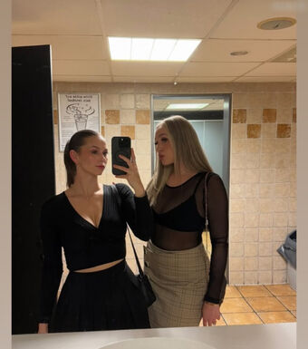Dilexit Nakenläckor OnlyFans Foto 43