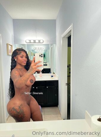 DimeBeracky Nakenläckor OnlyFans Foto 23