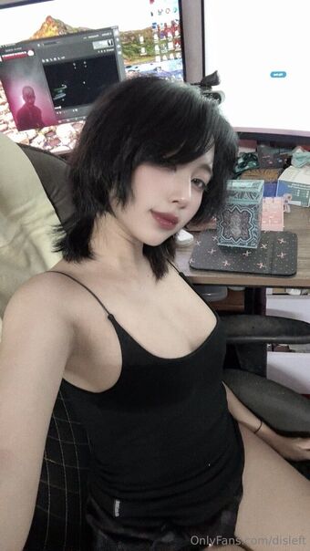 Disleft Nakenläckor OnlyFans Foto 35