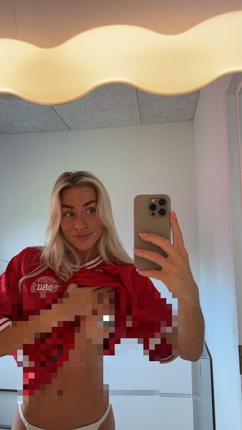 ditlevsen Nakenläckor OnlyFans Foto 2