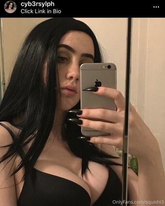 divinityvaeh Nakenläckor OnlyFans Foto 7