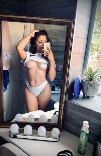 dny20 Nakenläckor OnlyFans Foto 8