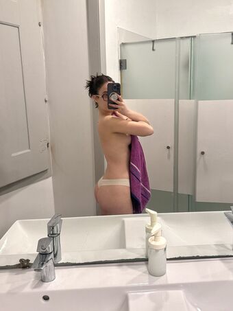 dollylol Nakenläckor OnlyFans Foto 124