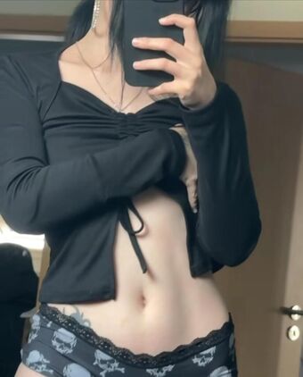 Drowsylio Nakenläckor OnlyFans Foto 37