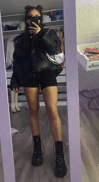 dumps Nakenläckor OnlyFans Foto 16