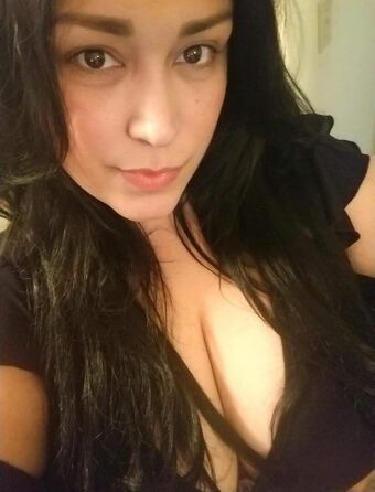 E. Casey Nakenläckor OnlyFans Foto 27