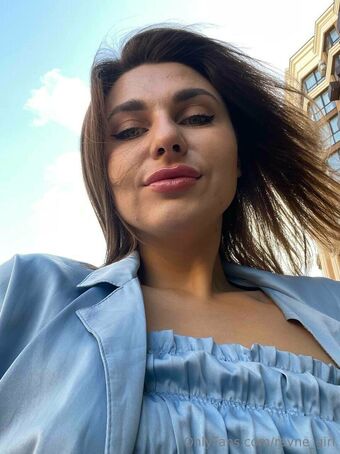easy_lizzy Nakenläckor OnlyFans Foto 3