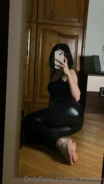 ecesezen Nakenläckor OnlyFans Foto 7