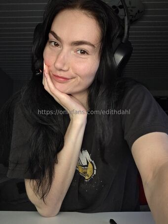edithdahl Nakenläckor OnlyFans Foto 19