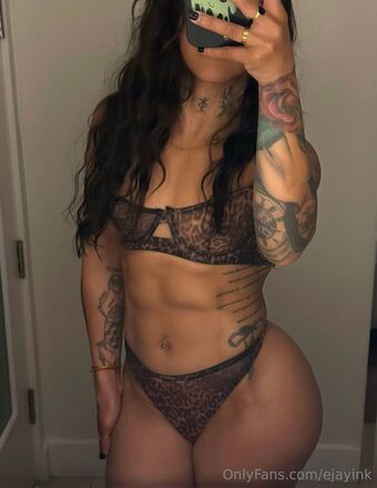Ejayink Nakenläckor OnlyFans Foto 10