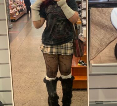 Elevhn Nakenläckor OnlyFans Foto 14