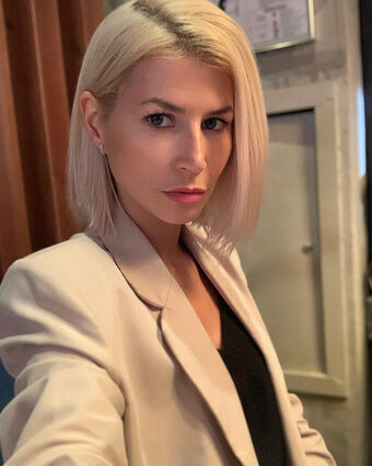 Eliza Moon
