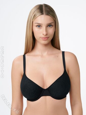 Ella Netzer Nakenläckor OnlyFans Foto 170