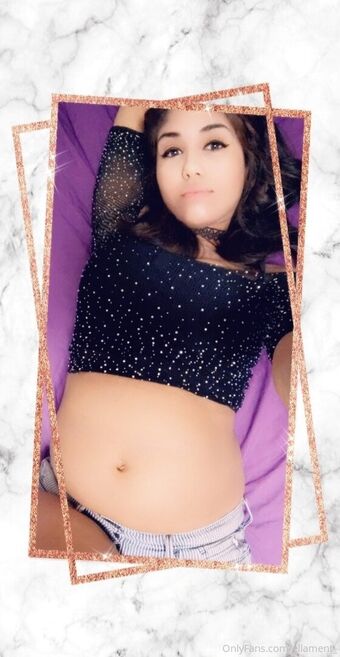 ellament_ Nakenläckor OnlyFans Foto 9