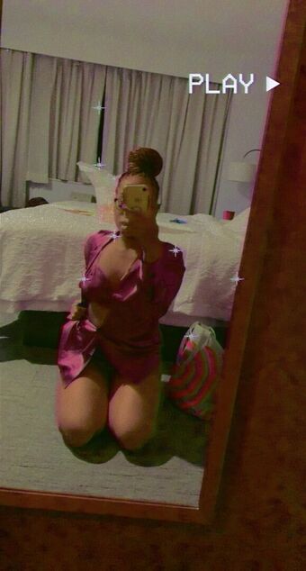 Elsacandy Nakenläckor OnlyFans Foto 14