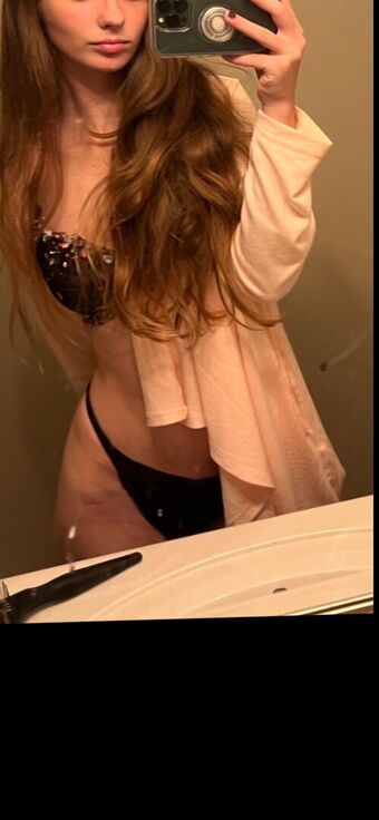 emanicolee Nakenläckor OnlyFans Foto 16