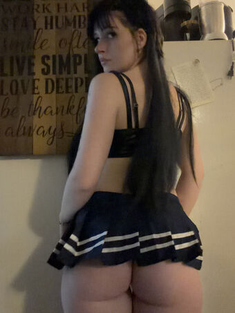 Emelia Asmr Nakenläckor OnlyFans Foto 58