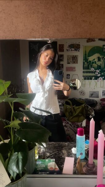 Emika Webster Nakenläckor OnlyFans Foto 41
