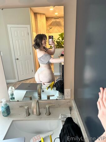 Emily-lynne Nakenläckor OnlyFans Foto 609