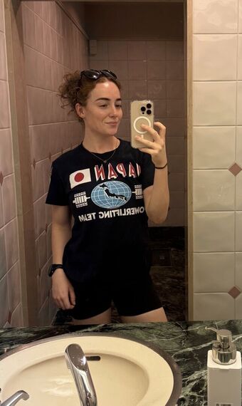 Emily Roach Nakenläckor OnlyFans Foto 7