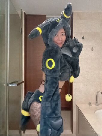 Emily Wang Nakenläckor OnlyFans Foto 55