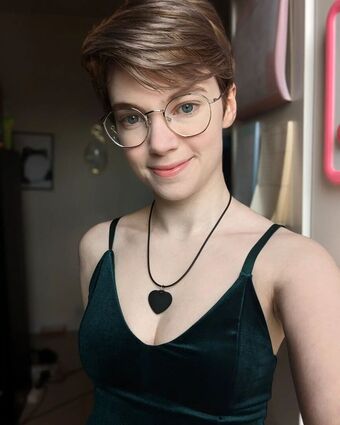 Emma Thorne