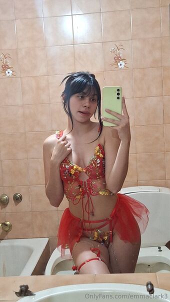 emmaclark3 Nakenläckor OnlyFans Foto 4