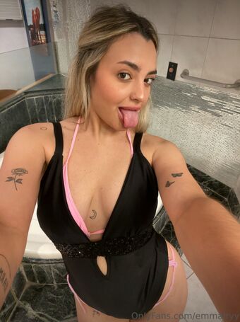 emmalryy Nakenläckor OnlyFans Foto 31