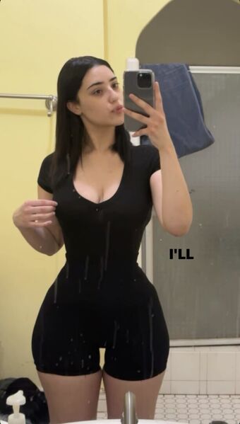 Emptycupcakee Nakenläckor OnlyFans Foto 9