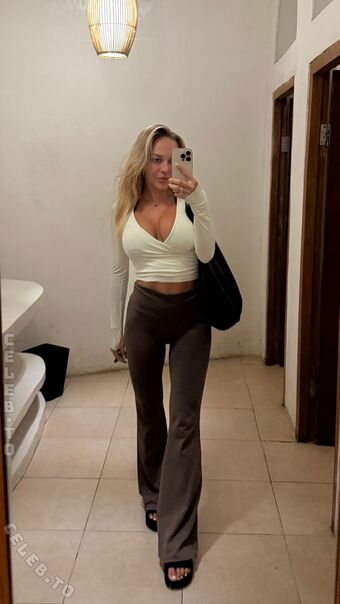 Erna Husko Nakenläckor OnlyFans Foto 166