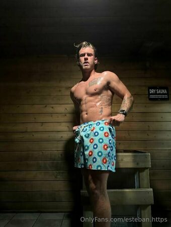 esteban.https Nakenläckor OnlyFans Foto 24