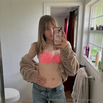 esthergreyplus