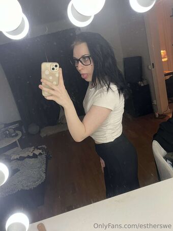 estherswe Nakenläckor OnlyFans Foto 2