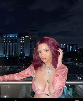 Etherians_ Nakenläckor OnlyFans Foto 3